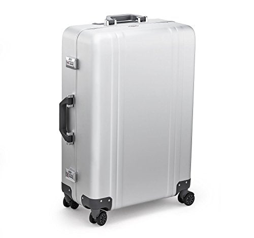 Zero Halliburton Classic Aluminum 2.0 - 26" Spinner Luggage