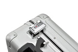 Zero Halliburton Geo Aluminum 3.0-17" Wheeled Business Case, Silver