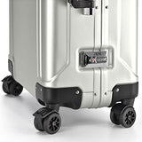 Zero Halliburton Geo Aluminum 2.0 28 4-Wheel Spinner Travel Case Silver