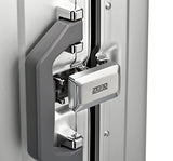 Zero Halliburton Geo Aluminum 3.0 26" 4 Wheel Spinner Travel Case Zrg2526 (Silver)