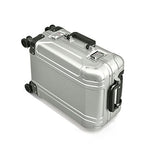 Zero Halliburton Geo Aluminum 2.0 Carry On 4-Wheel Spinner Silver