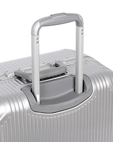 It Luggage Crusader 30.7" Hardside 8-Wheel Spinner, Almondine