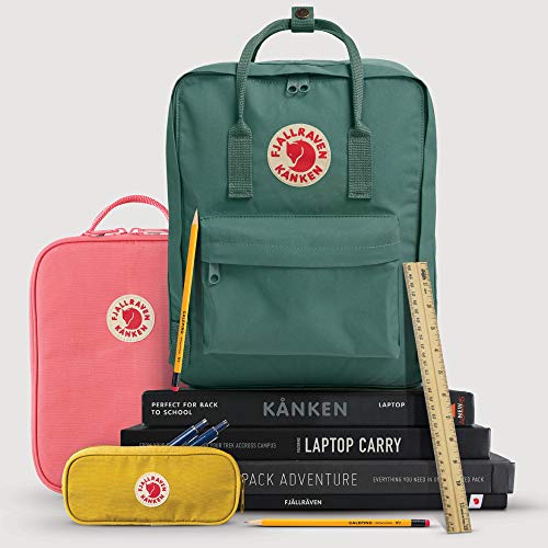 Fjallraven - Kanken Classic Backpack for Everyday, Green–