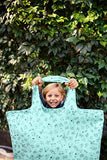 reisenthel Mini Maxi Beachbag, Foldable and Spacious Lightweight Tote Bag with Zippered Pouch, Water-repellent, Spots Navy