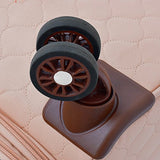 London Fog Calypso 20" Expandable Spinner, Apricot