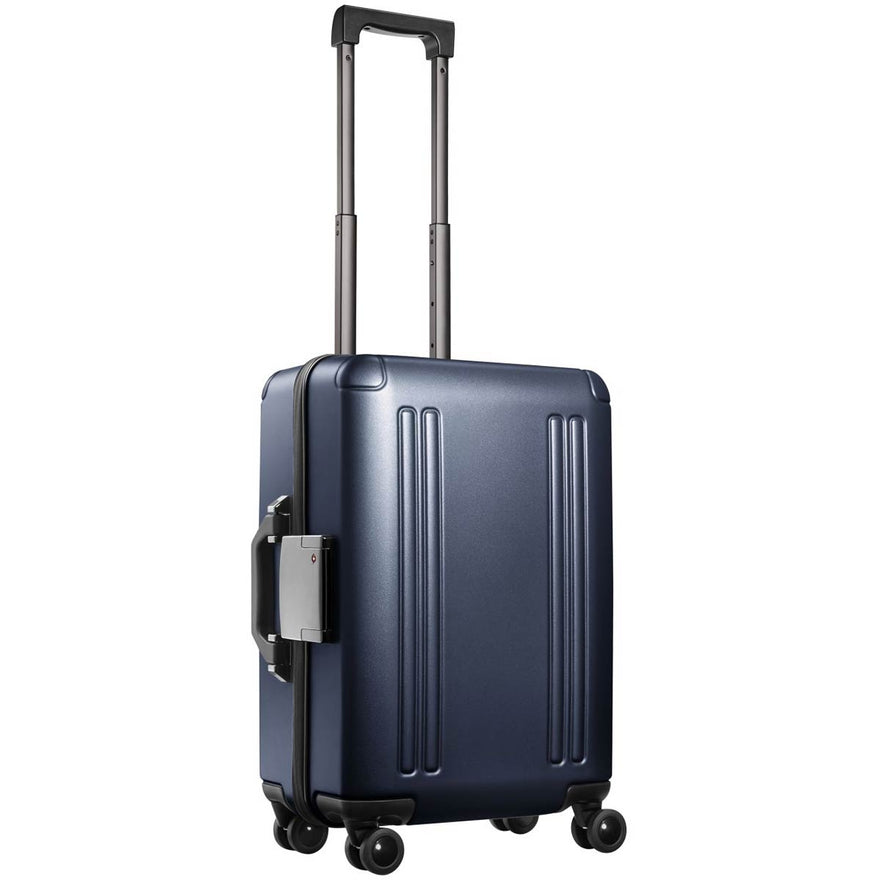Zero Halliburton ZRO 22in Domestic Carry On Spinner