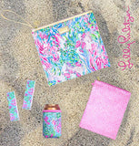 Lilly Pulitzer Water Resistant Vinyl Beach Day Pouch - Includes Drink Hugger, Zip Pouch, and Towel Clips, Best Fishes