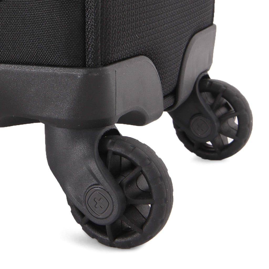 Shop SWISSGEAR Getaway Expandable CarryOn US Luggage Factory