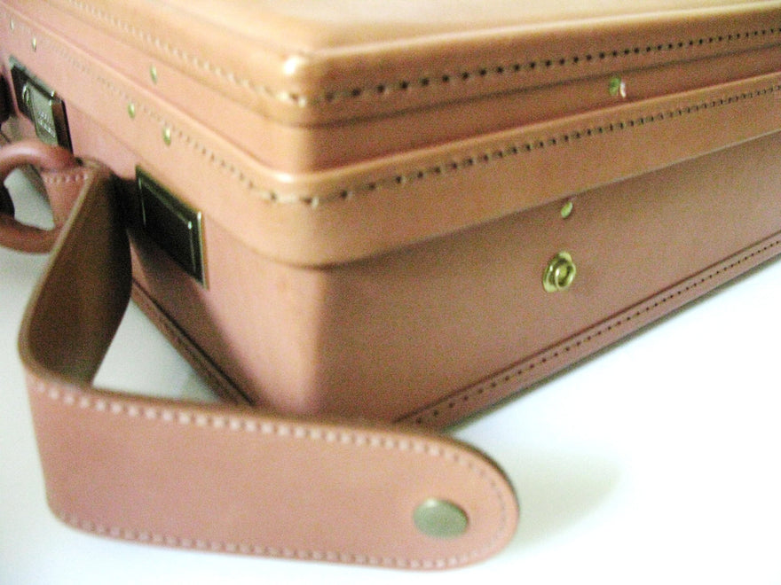 Shop Hartmann Belting Leather Deluxe Slimline – Luggage Factory