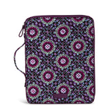 Vera Bradley Iconic Tablet Tamer Organizer - Signature Messenger Bag Bag