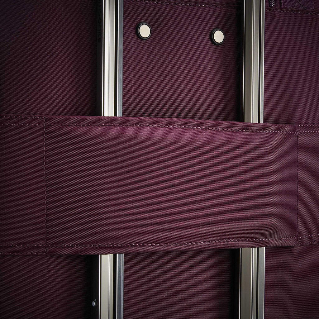 Shop Samsonite Underseat Spinner with USB Por Luggage Factory