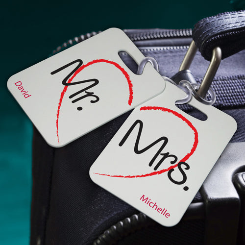Couples Sojourn Luggage Tag - Heart Strings