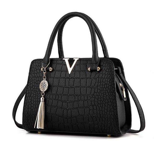 2,882 Black Leather Designer Handbags Stock Photos, High-Res Pictures, and  Images - Getty Images