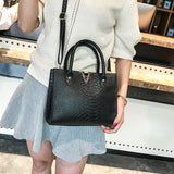 Woman Crossbody Bags Leather  Handbag Alligator Pattern Shoulder Bag