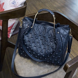 Korean Winter New Women Real Leather Purse And Handbag Big Tote Bags Rivet Designer New Design