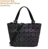 Drop Shipping Luminous Bag Women'S Geometry Lattic Totes Bag High Quilted Chain Shoulder Bags Laser
